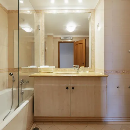 Golden Horizon By Clama Retreats Apartman *
